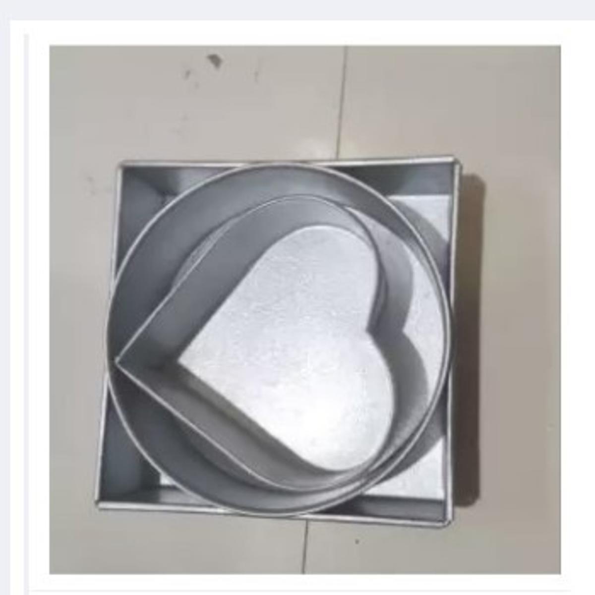 Picture of Aluminium Square/ Heart/ Round Shape Cake Mold/ Pudding Mold Full Set -Silver