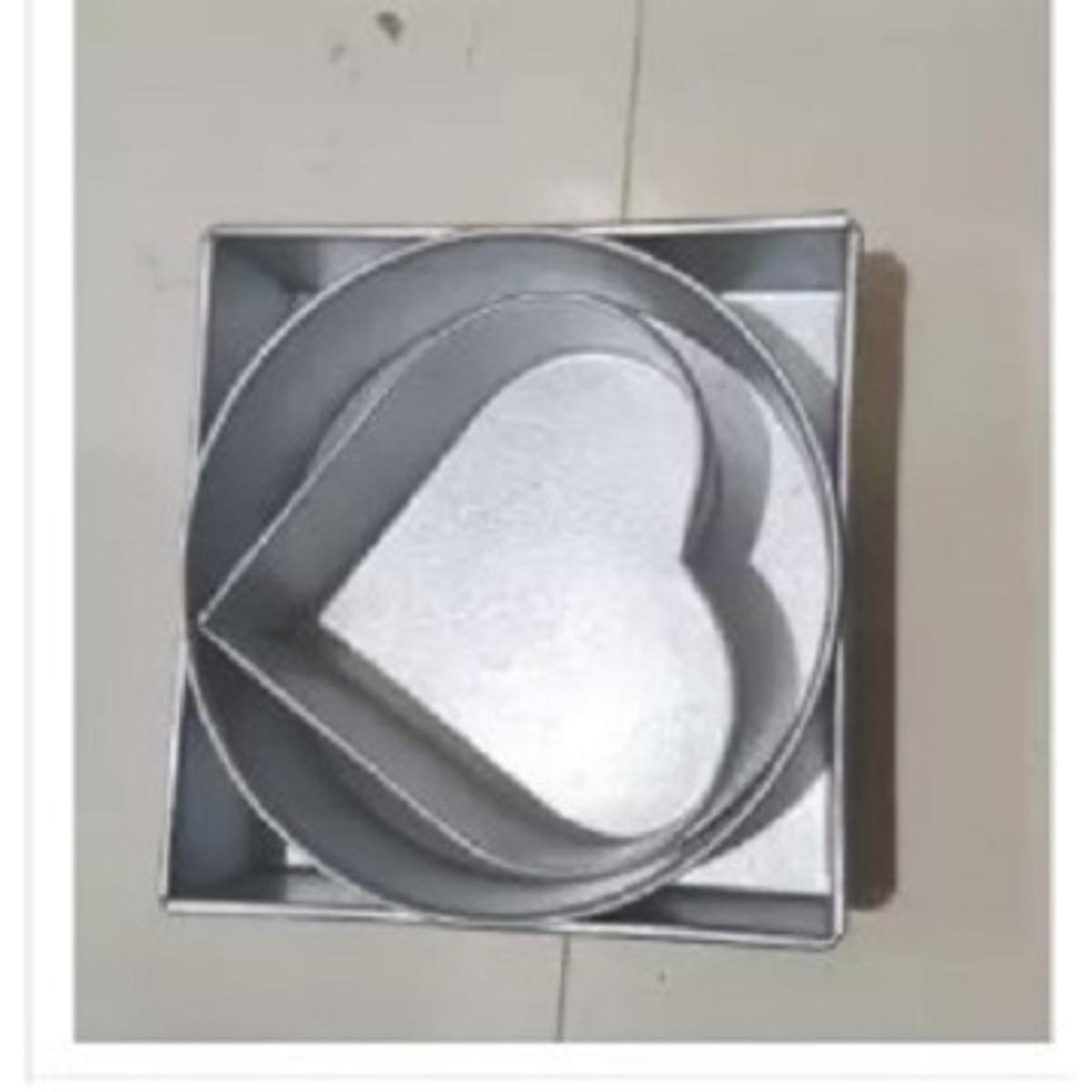 Picture of 3 pieces Set Aluminium Square/ Heart/ Round Shape Cake Mold/ Pudding Mold Full Set -Silver