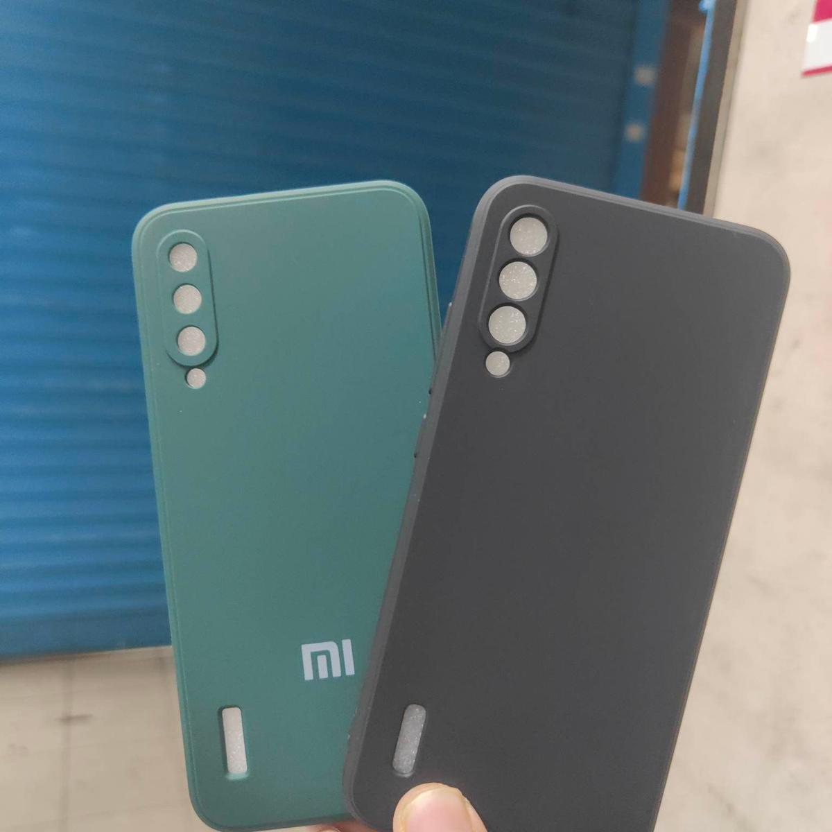 Picture of selicon back cover for xiaomi mi a3