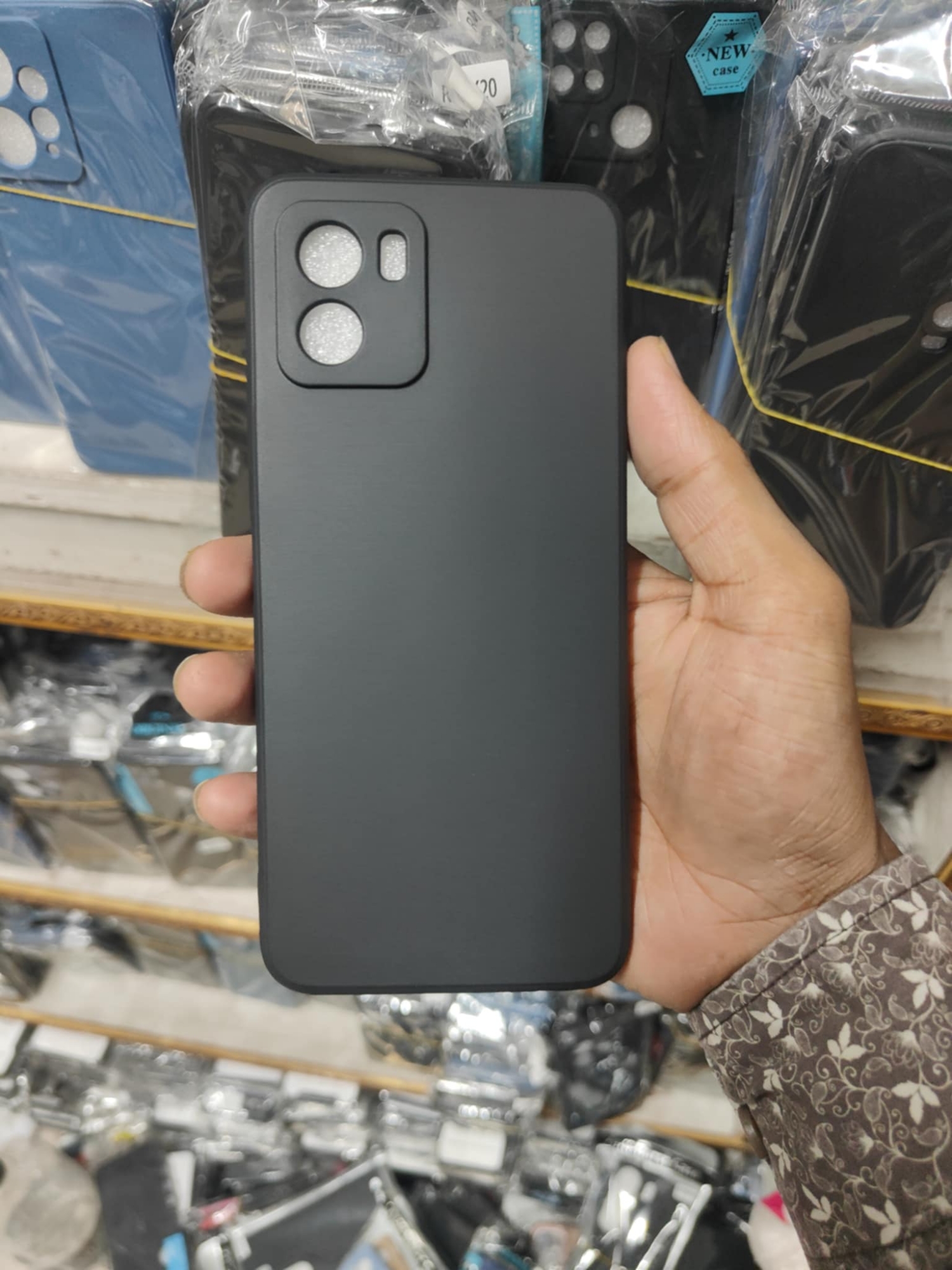 Picture of selicon back cover for vivo y15s / y15a