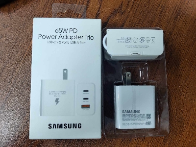 Picture of samsung 65w pd power adapter trio usb x2 port usb a port