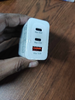 Picture of samsung 65w pd power adapter trio usb x2 port usb a port