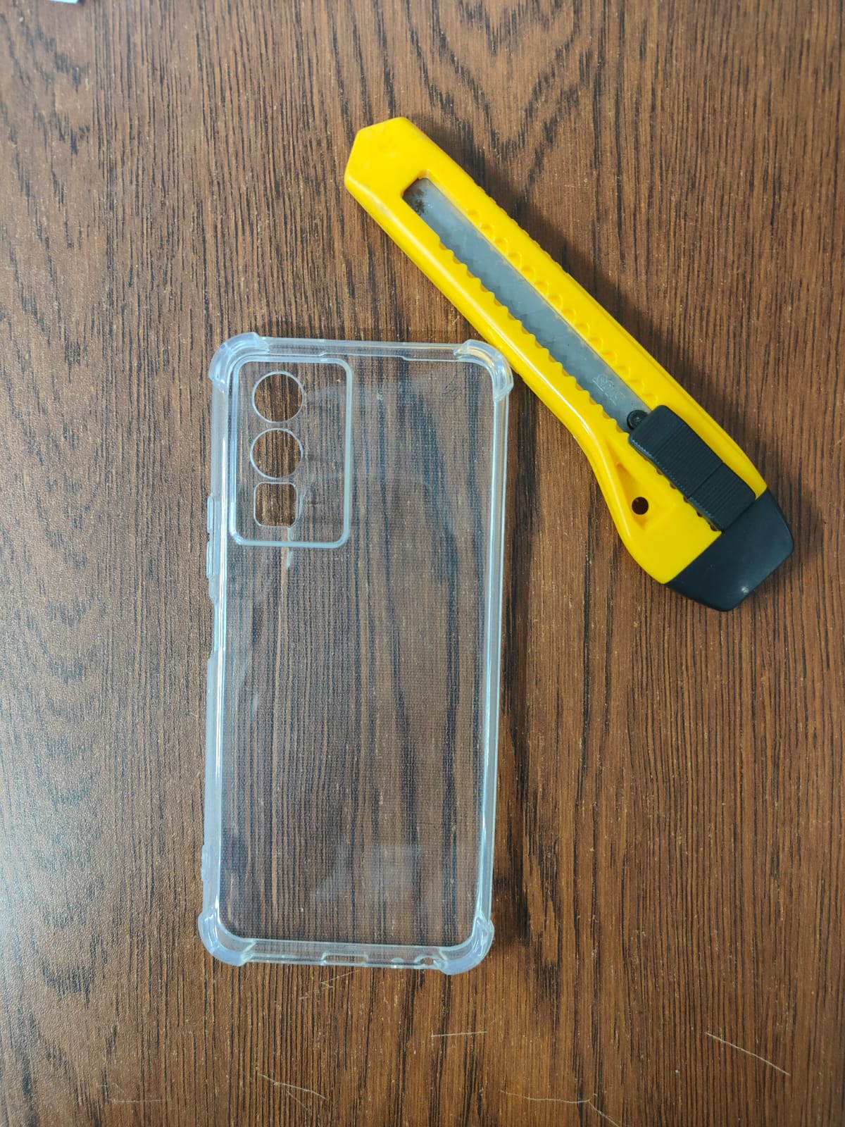 Picture of transparent back cover for vivo Y76 5G