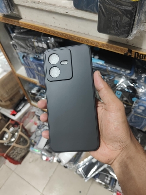 Picture of Silicone Cases For Vivo Y22 Y22s Luxury Soft Super Shockproof Camera Bumper Protective Trendy Stylish Silicon Back Covers Cases Phone Back Covers