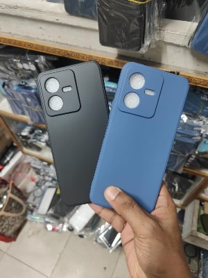 Picture of Silicone Cases For Vivo Y22 Y22s Luxury Soft Super Shockproof Camera Bumper Protective Trendy Stylish Silicon Back Covers Cases Phone Back Covers