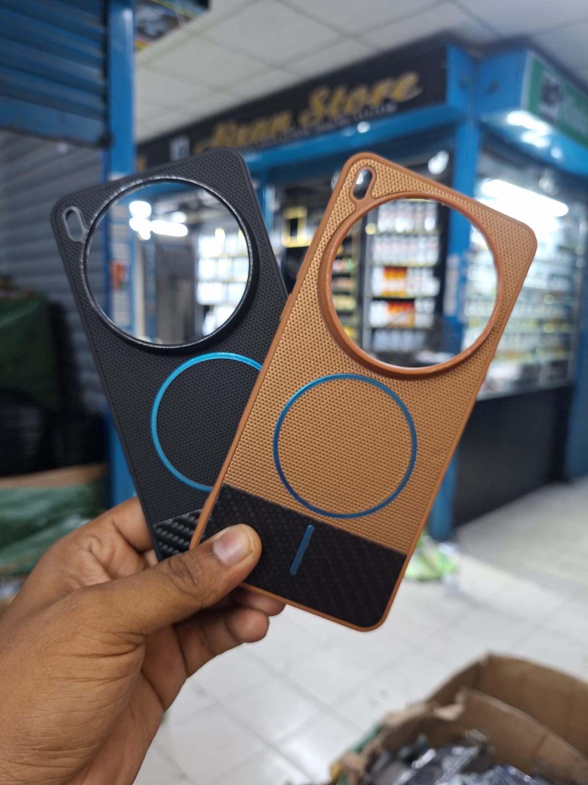 Picture of New Phone case Vivo X200 ultra Back cover Fashionable Hard Shockproof Back Mirror Film Protective Leather for Vivo X200 ultra case