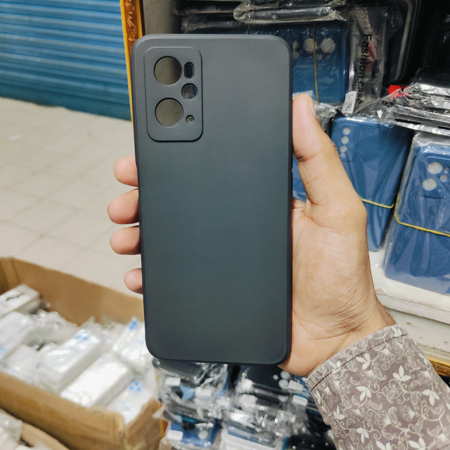 Picture of For Realme 9i / Oppo A76 / Oppo A36 Liquid Silicone Soft Gel Rubber Shockproof Cover For Realme 9i Phone Case (Back Case Cover For Smartphone)
