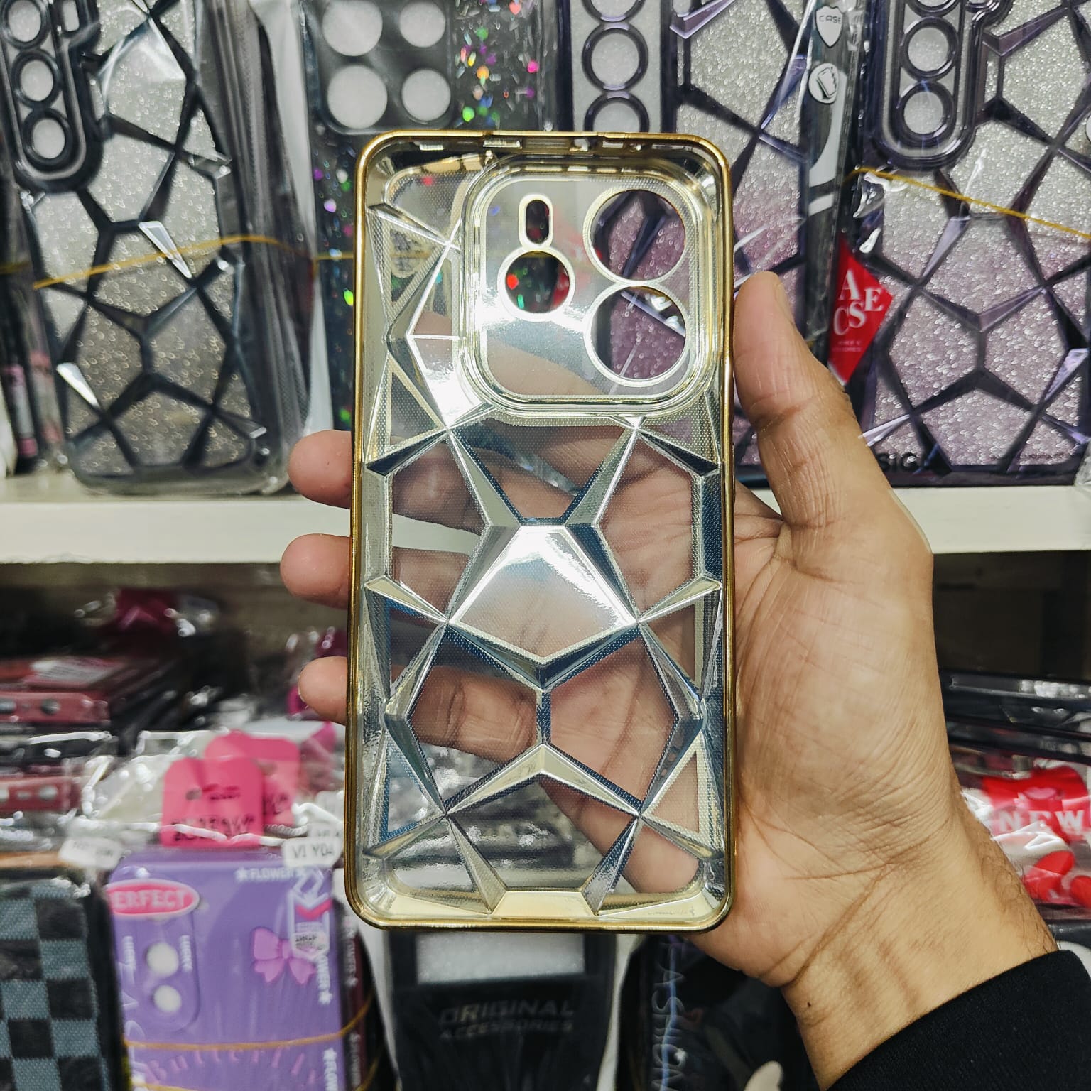 Picture of daimond case For Xiaomi Redmi Note 14 4G phone Case Premium matte Soft casing Avengers The Hulk daimond comics case phone cover For Xiaomi Redmi Note 14 4G