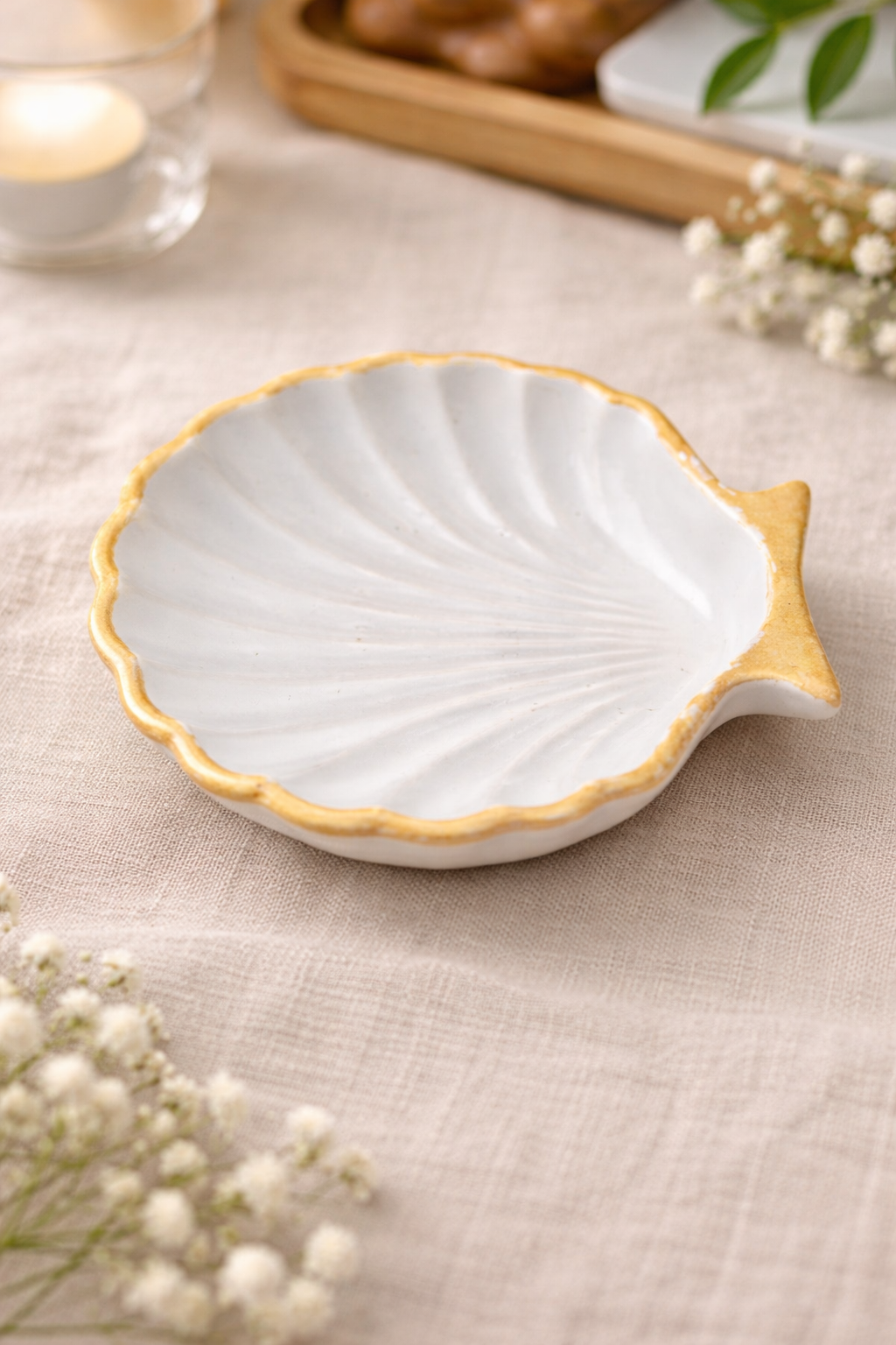 Picture of Handmade Concrete Shell Trinket Dish| Shell Dish |Jewellery/Makeup/Table Organizer | Small Dish|Home Decor |Candle Tray (9.5×9.5cm) House Warming/Return Favour Gift (Gold Line Art Shell)