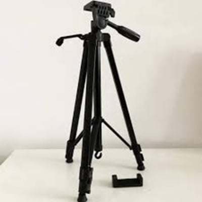 Picture of Smartphone, Camera and Mobile 380A TRIPED METAL ALOLY Lightweight Camera Mount Stand 4.6-Foot 3 Way Head-Black