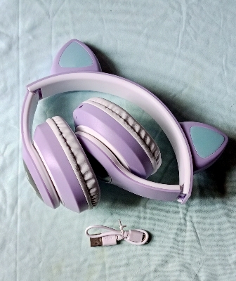 Picture of STN-28 Bluetooth Gaming Cat Headphone With RGB Lighit