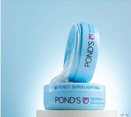 Picture of Pond's Super Light Gel  for hydrated Glow-50ml