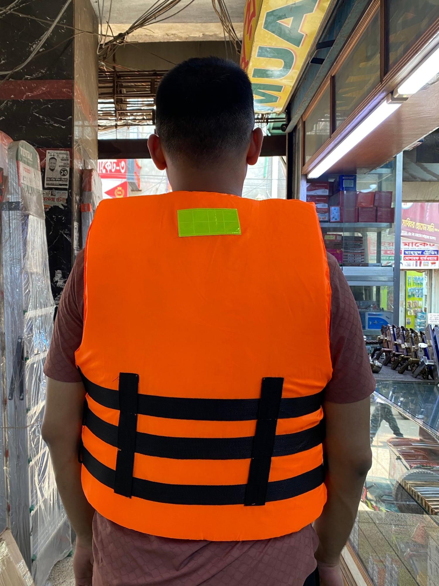 Picture of Life Jacket Heavy-Duty Adult – 130kg Ideal for Swimming & Water Safety Multicolor 