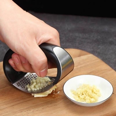 Picture of Garlic Press Rocker Garlic Peeler Set Stainless Steel Garlic Crusher Squeezer Slicer Mincer Chopper Kitchen Gadgets With Handle - Black