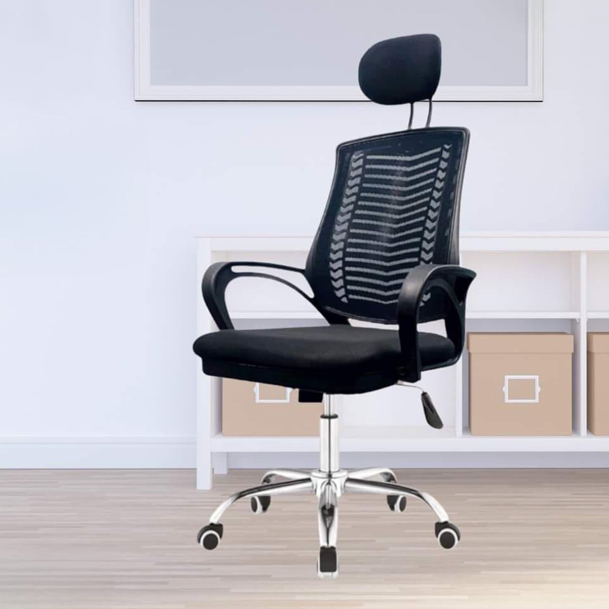 Picture of Furniture Finds FF-EC-07ss ( BLACK ) Smart Office Executive chair with Headrest (V-Mesh)