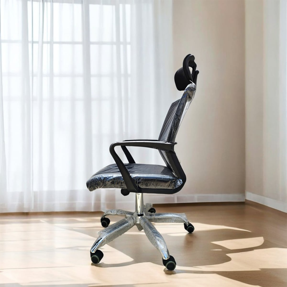 Picture of Furniture Finds Smart Office Executive Chair with Headrest FF-EC-15ss Black Colour (38 Model)