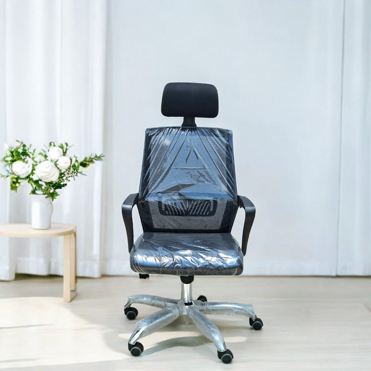Picture of Furniture Finds Smart Office Executive Chair with Headrest FF-EC-15ss Black Colour (38 Model)