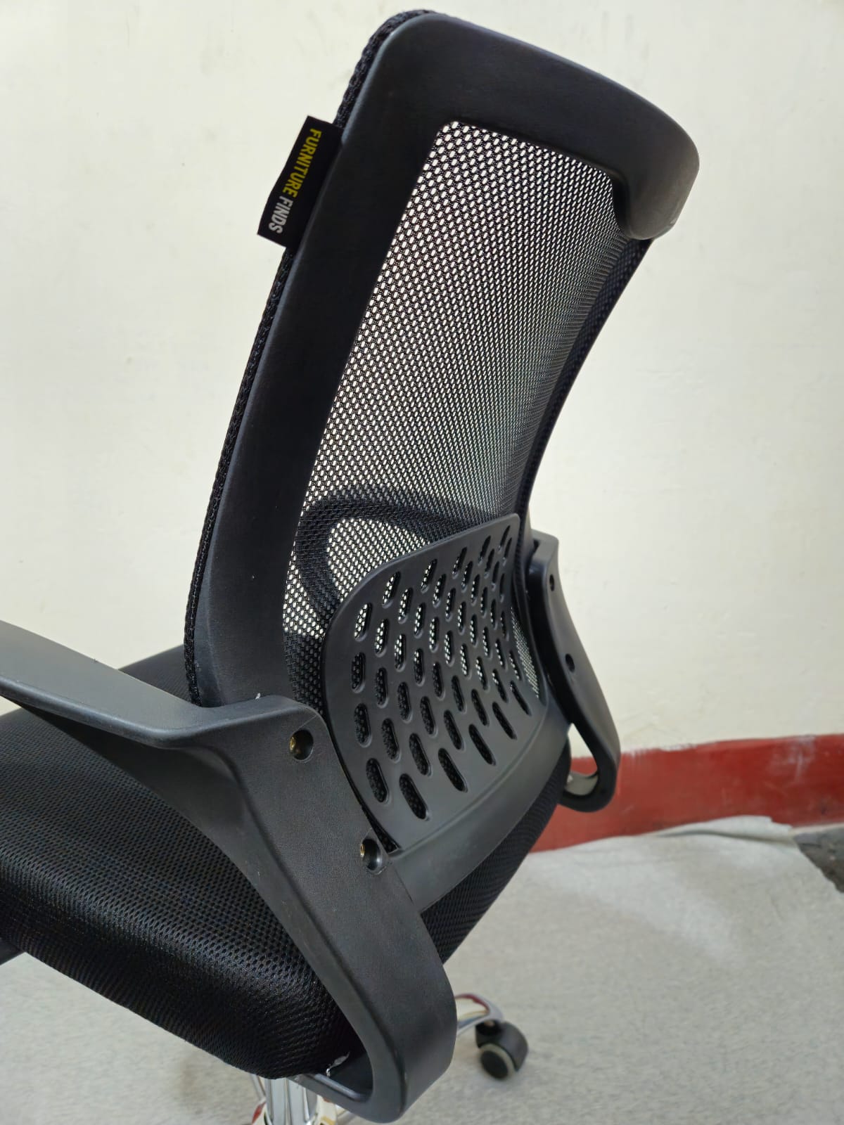 Picture of Furniture Finds Executive Chair FF-EC-001p (Chaina Mesh 2) Smart Office Executive Chair (Plastic Base) - Black