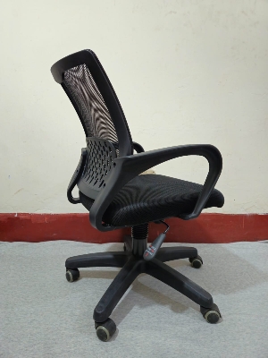 Picture of Furniture Finds Executive Chair FF-EC-001p (Chaina Mesh 2) Smart Office Executive Chair (Plastic Base) - Black