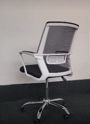Picture of Furniture Finds Smart Executive Office Chair Black&White (38k) FF-Ec-15ss (Black)