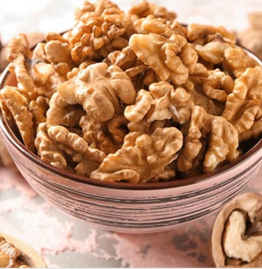 Picture of Premium Organic Walnuts Akhrut 500g - Cholesterol Free, Single Pack