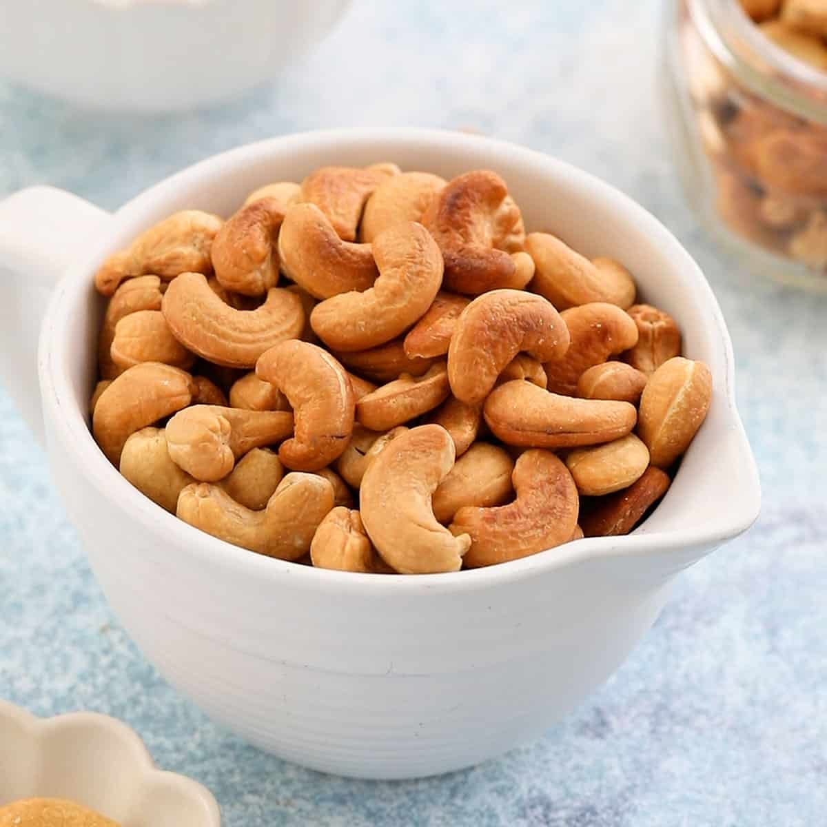 Picture of Roasted Kaju Cashew Nut - 500gm Jar