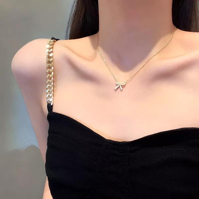 Picture of Premium Pendant Necklace for Women Golden Adjustable