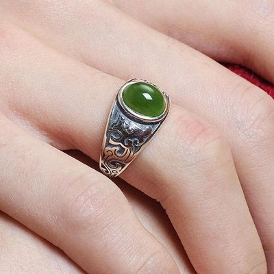 Picture of Women's Stone Finger Ring Stylish Jewelry Accessory Green Adjustable