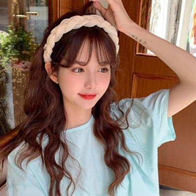 Picture of Trendsetter - Fashion Innovator - Easily Usable - High Quality Headband Hairbands For Women - Easy To maintain - Understated Sophistication Off White Int: One size
