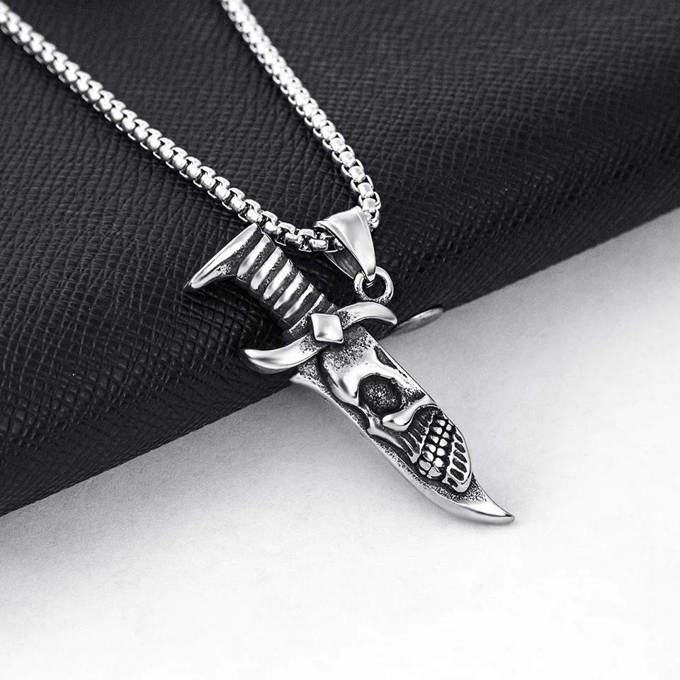 Picture of Korean Clavicle Chain Diamond Necklace Fashion Jewelry Necklace for Men Silver 