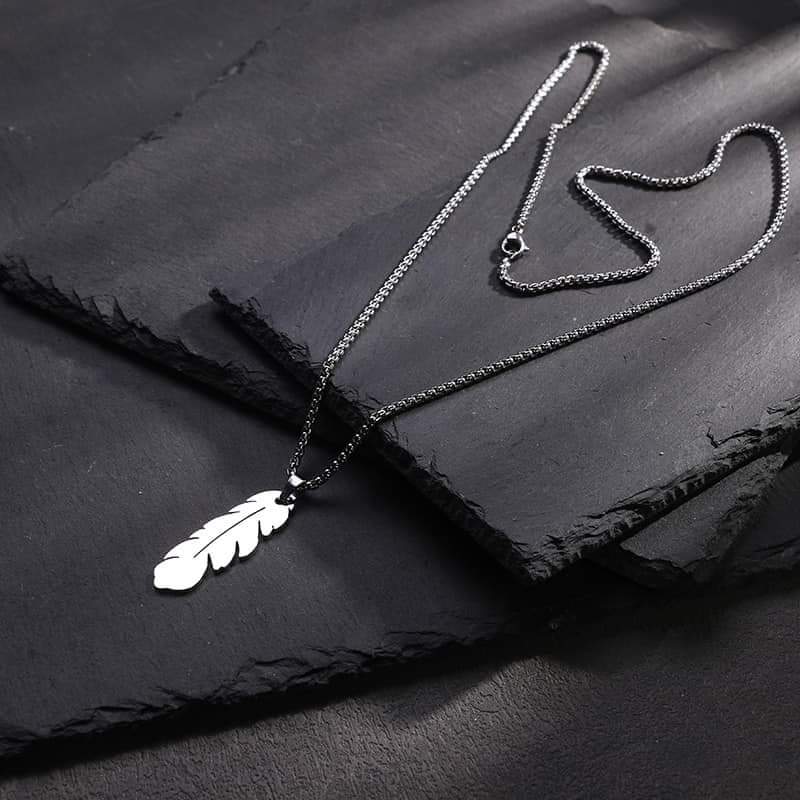 Picture of Necklace with Pendant- Elegant Feather Long Necklace for Men- Gold-Coloured Necklace-Jewellery Gift-Male Jewellery Birthday Gifts for Men Silver 