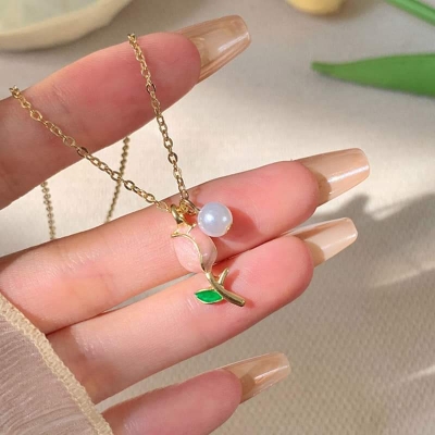 Picture of New Cute Tulip Flower Shaped Pendant Peach Pearl Flower Chain For Women Gold 