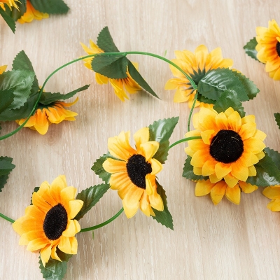 Picture of Sunflower Bloom Decoration Garland Yellow 