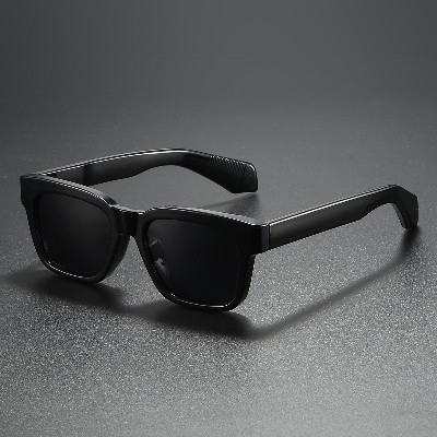 Picture of Achieve a Trendy Look with Too Stylish Black Sunglasses for Men - Very Comfortable and Fashionable, Easy to Clean - Embrace Sunglasses Fashion.  Black