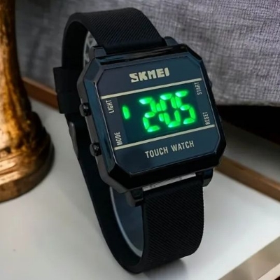 Picture of Screen Rubber Strap Fashionable Wrist Watch for All Men Black 