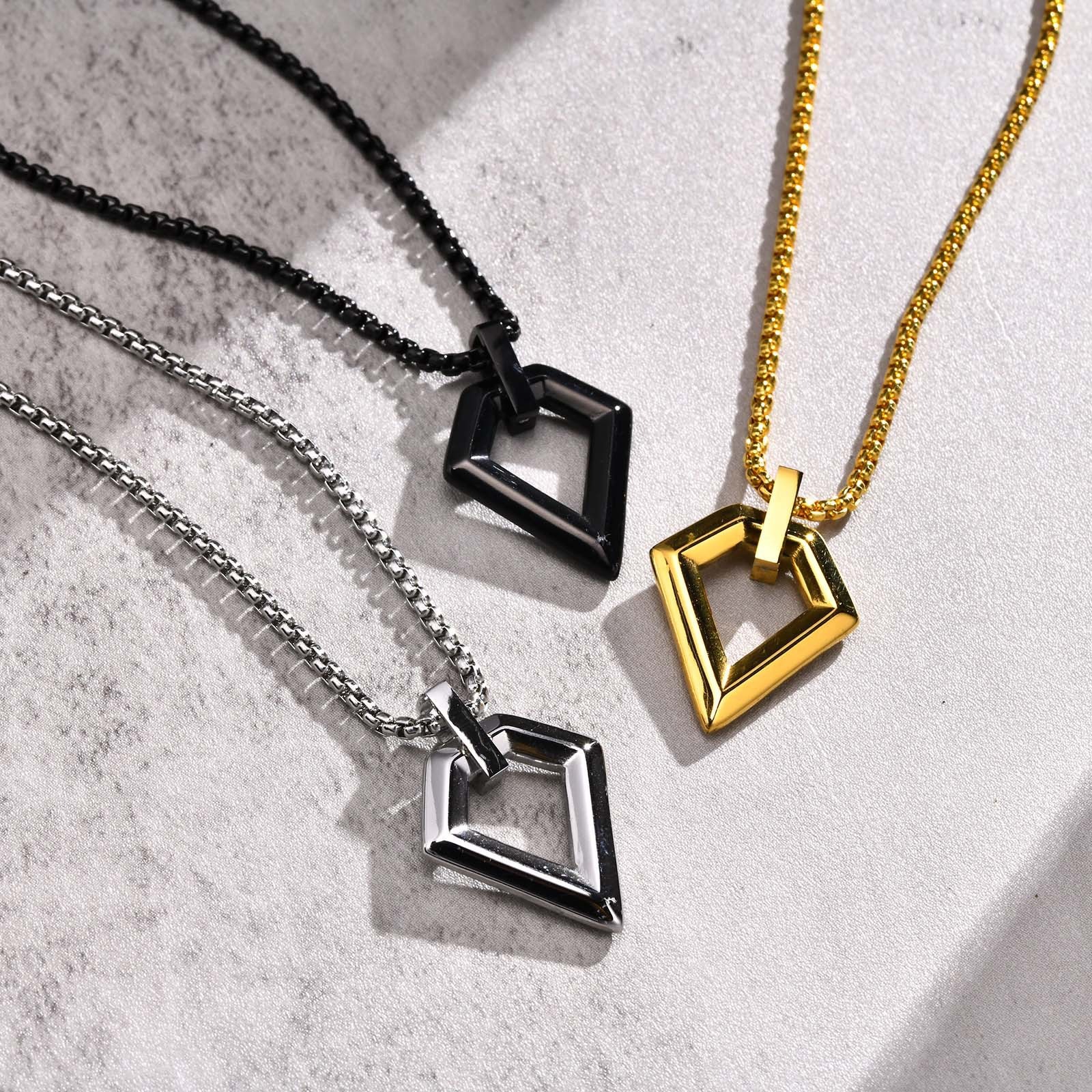 Picture of High Quality New Black Color Chain Locket for Men  