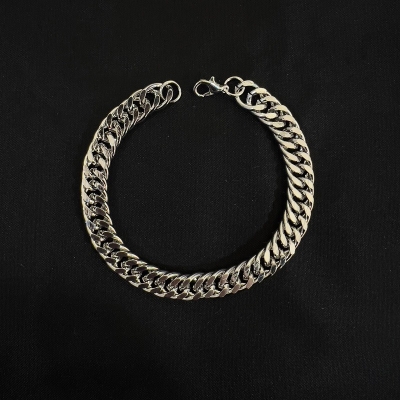Picture of Men's 8mm Gold/Black Cuban Link Chain Bracelet  Stainless Steel  