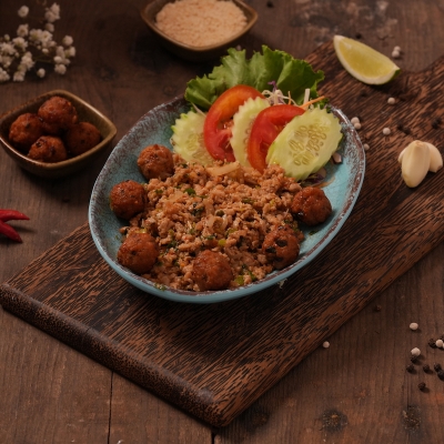 Picture of TE Larb-Gai with Deep Fried Spicy Chicken Balls (1:3)