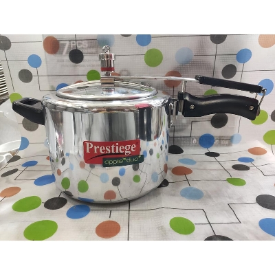 Picture of Prestiege Pressure cooker 5 Litre (INDUCTION) Silver