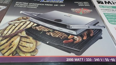 Picture of Miyako Electric Sandwich Press Contact Grill, Grill Sub Sandwich Maker (2000 Watt) SW-507 / LW-507 Multicolor