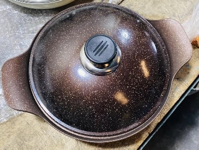 Picture of BD-KOR SHALLOW CASSEROLE (24 CM) With Glass Lid Multicolor