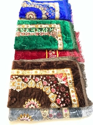 Picture of Multicolor & Multi Design Prayer Foam Jaynamaz Made in China 
