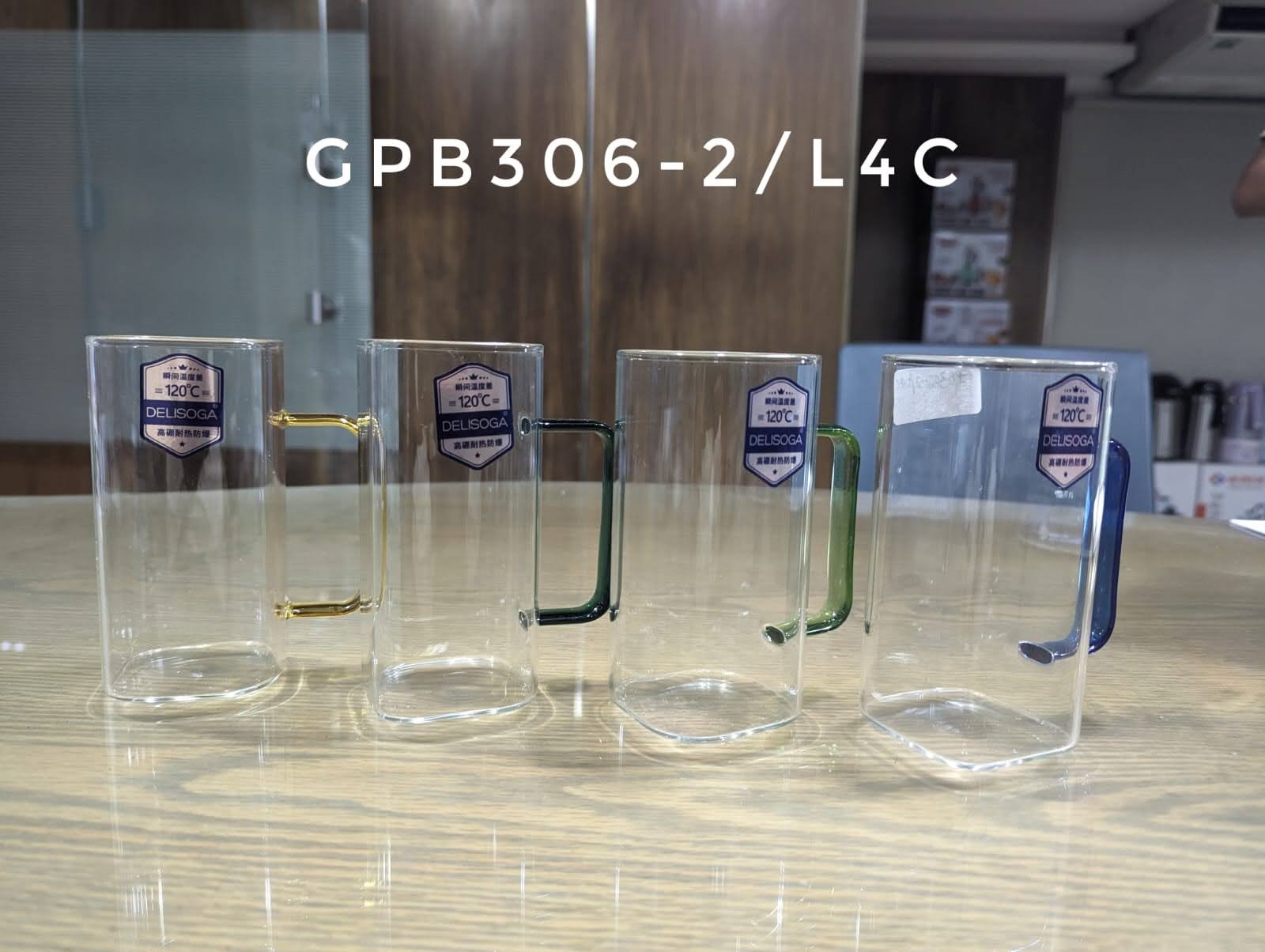 Picture of 4 Pieces Borosilicate 400ML Glass Coffee Mug with Colored Handle GPB306-2/L4C Multicolor