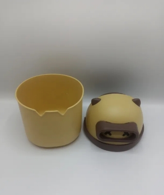 Picture of 1Pcs Mini Table Desk Dustbin Household Shake Lid Type Waste Bin Garbage Trash for Car Office Home Kitchen and Study Table Multicolor