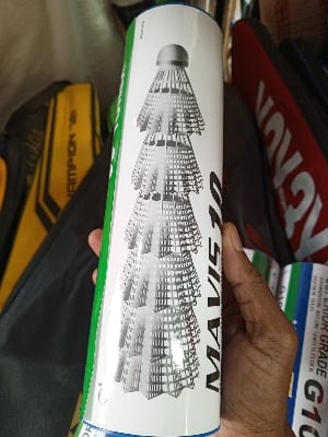 Picture of 12 Pcs Yonex Mavis 10 Nylon Shuttlecock White