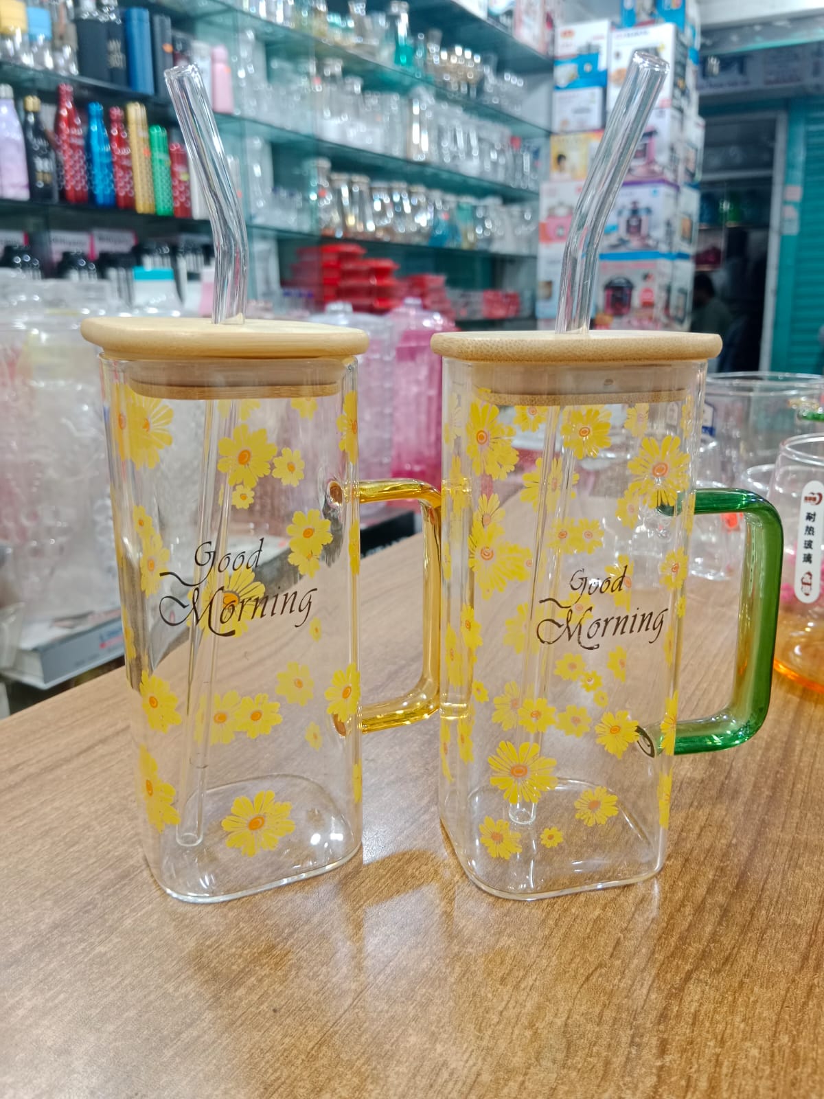 Picture of 1 Glass Mug Flower Printed With Bamboo Lid & Sip 6363 Multicolor