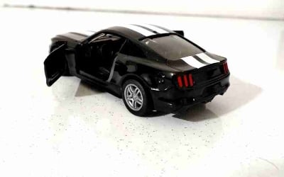 Picture of 1 PC Kids Alloy Die cast Ford Mustang GT 1:32 Scale Toy Car MULTICOLOUR Multicolor