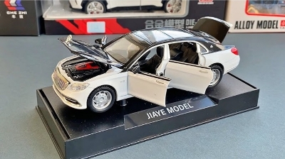 Picture of 1PC Mercedes Benz Maybach S600 Diecast 1:24 Scale Model Alloy with Openable Doors, Music & Light Multicolor