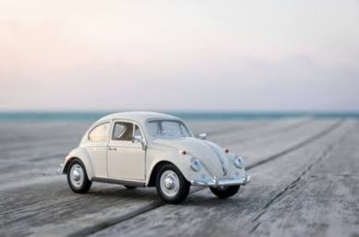 Picture of 1 PC Beetles 1:36 Retro alloy model car classic toy for children kids simulation Multicolor