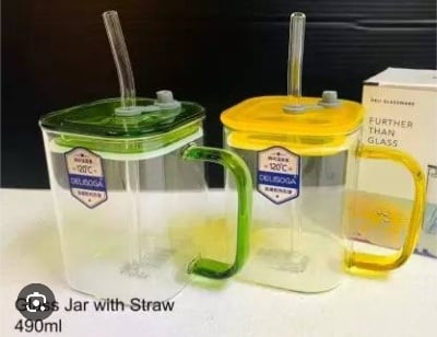 Picture of 1 PC 490ML Delisoga Glassware mug, specifically a heat-resistant borosilicate square glass cup with a straw Multicolor